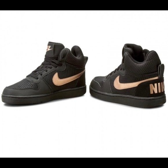 nike court borough mid prem
